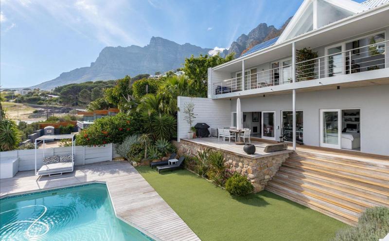 6 Bedroom Property for Sale in Camps Bay Western Cape